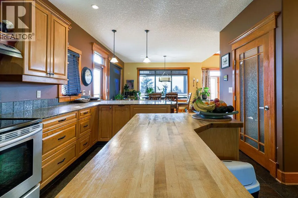 4931 MOUNTAIN VIEW Drive