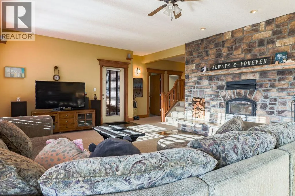 4931 MOUNTAIN VIEW Drive