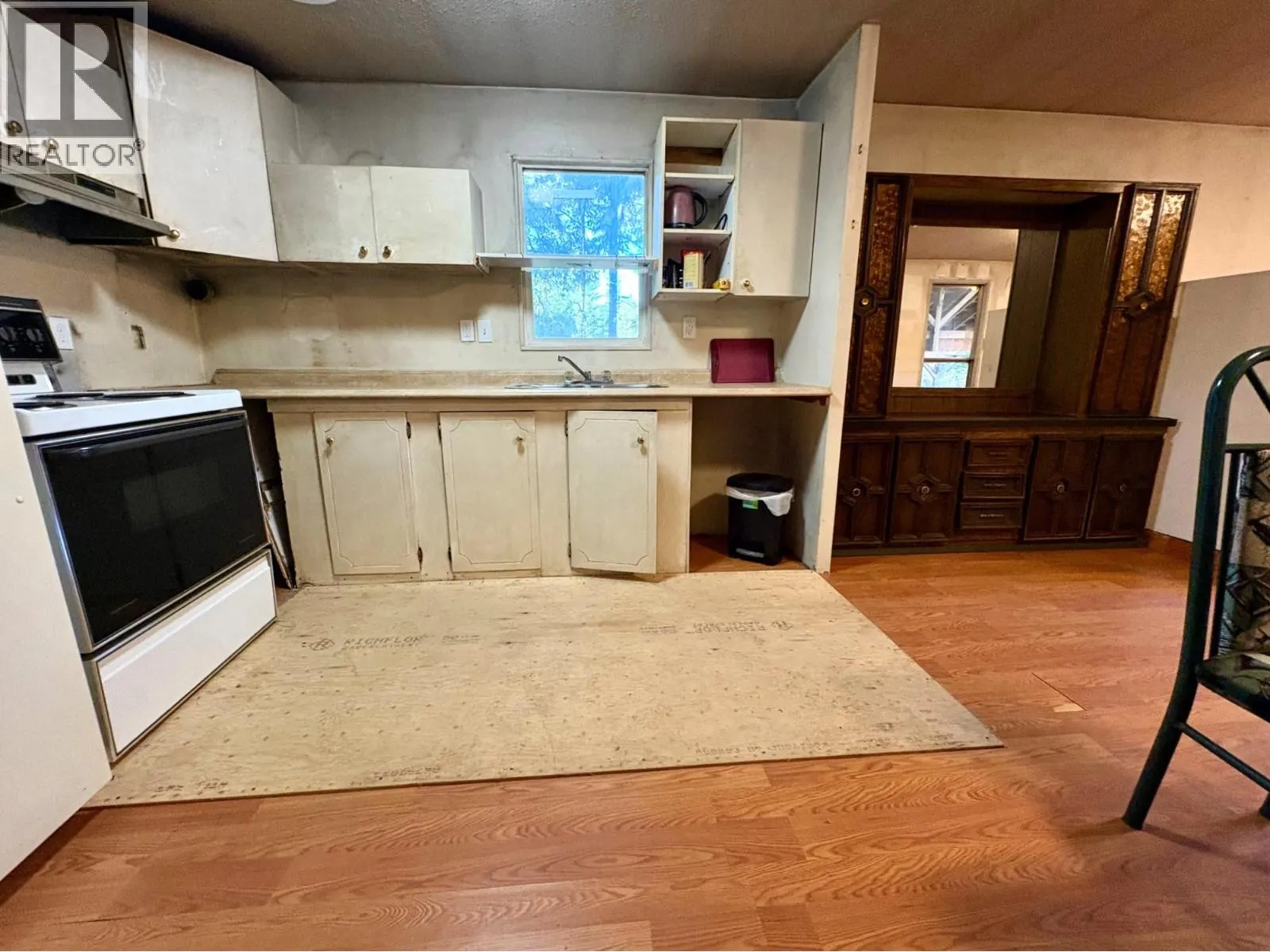 414 Buck Road