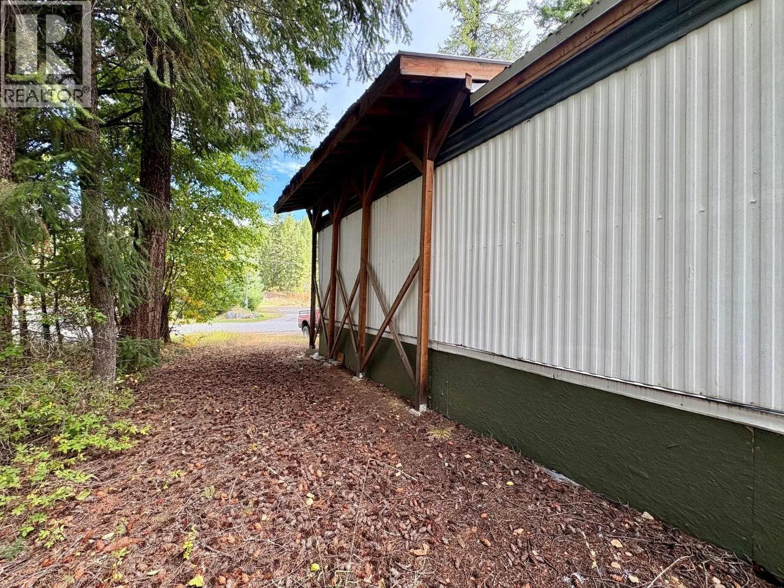 414 Buck Road
