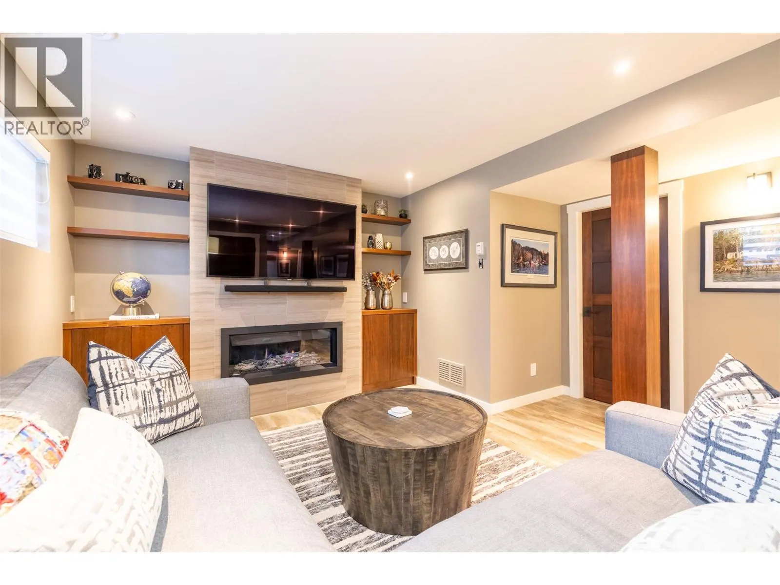 3 Elkview Crescent