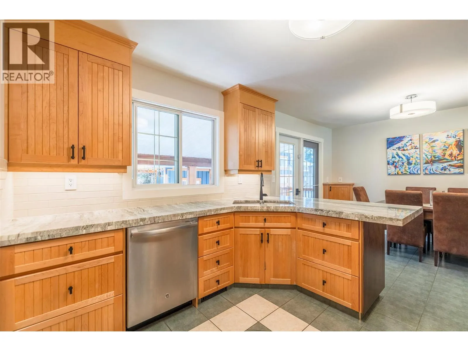 3 Elkview Crescent