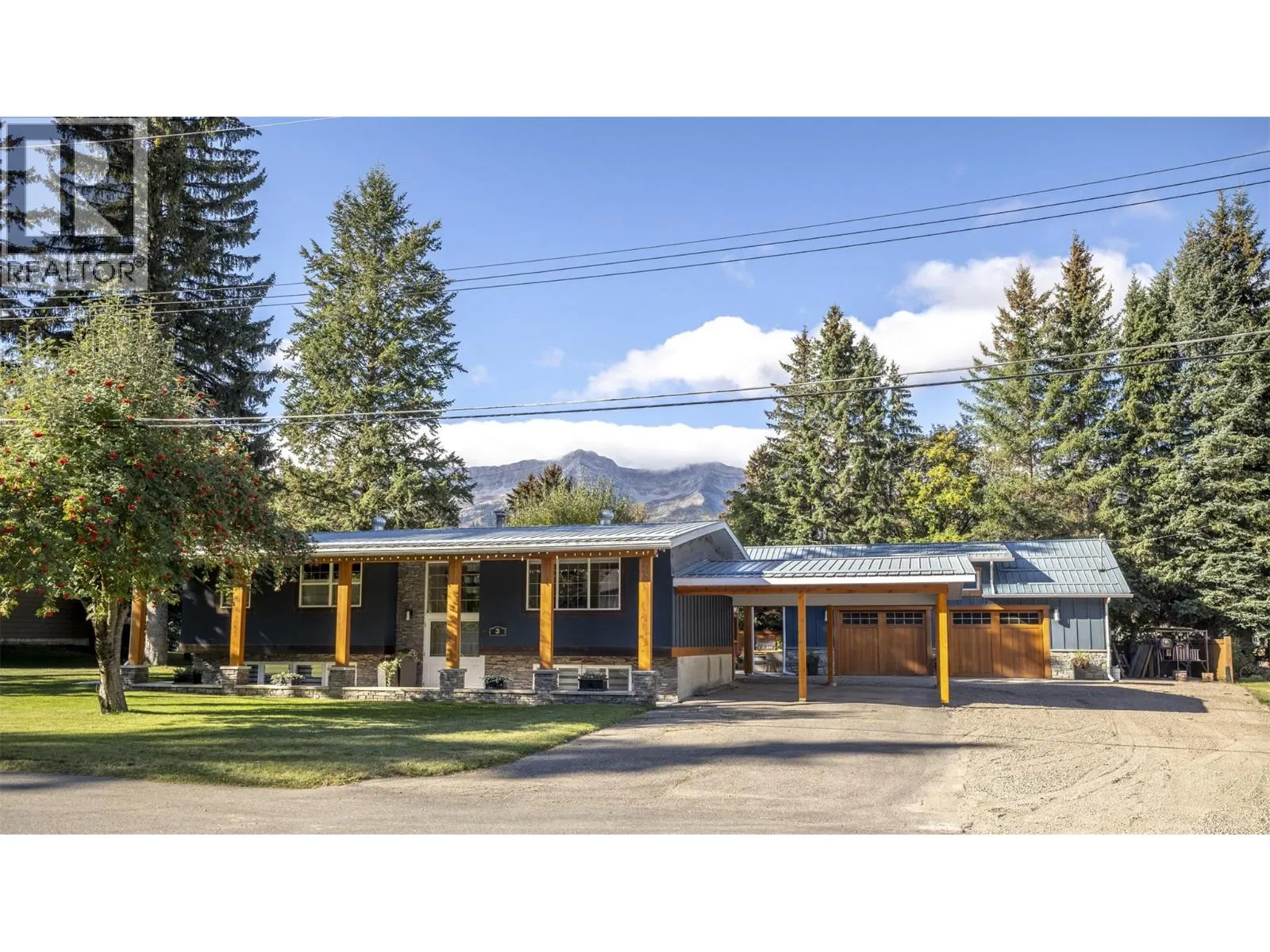 3 Elkview Crescent