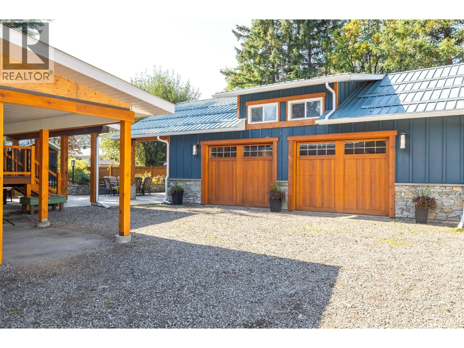 3 Elkview Crescent