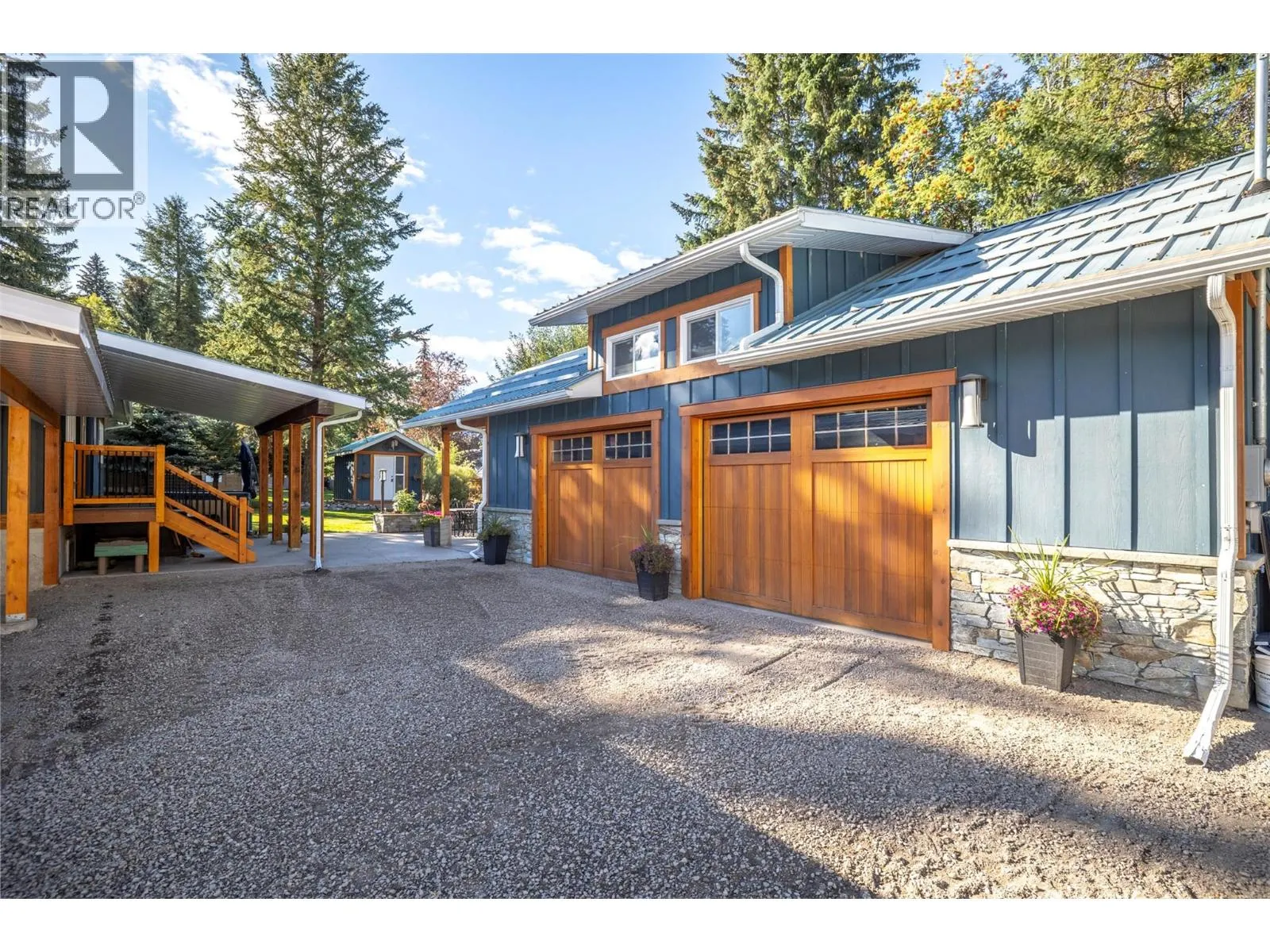 3 Elkview Crescent
