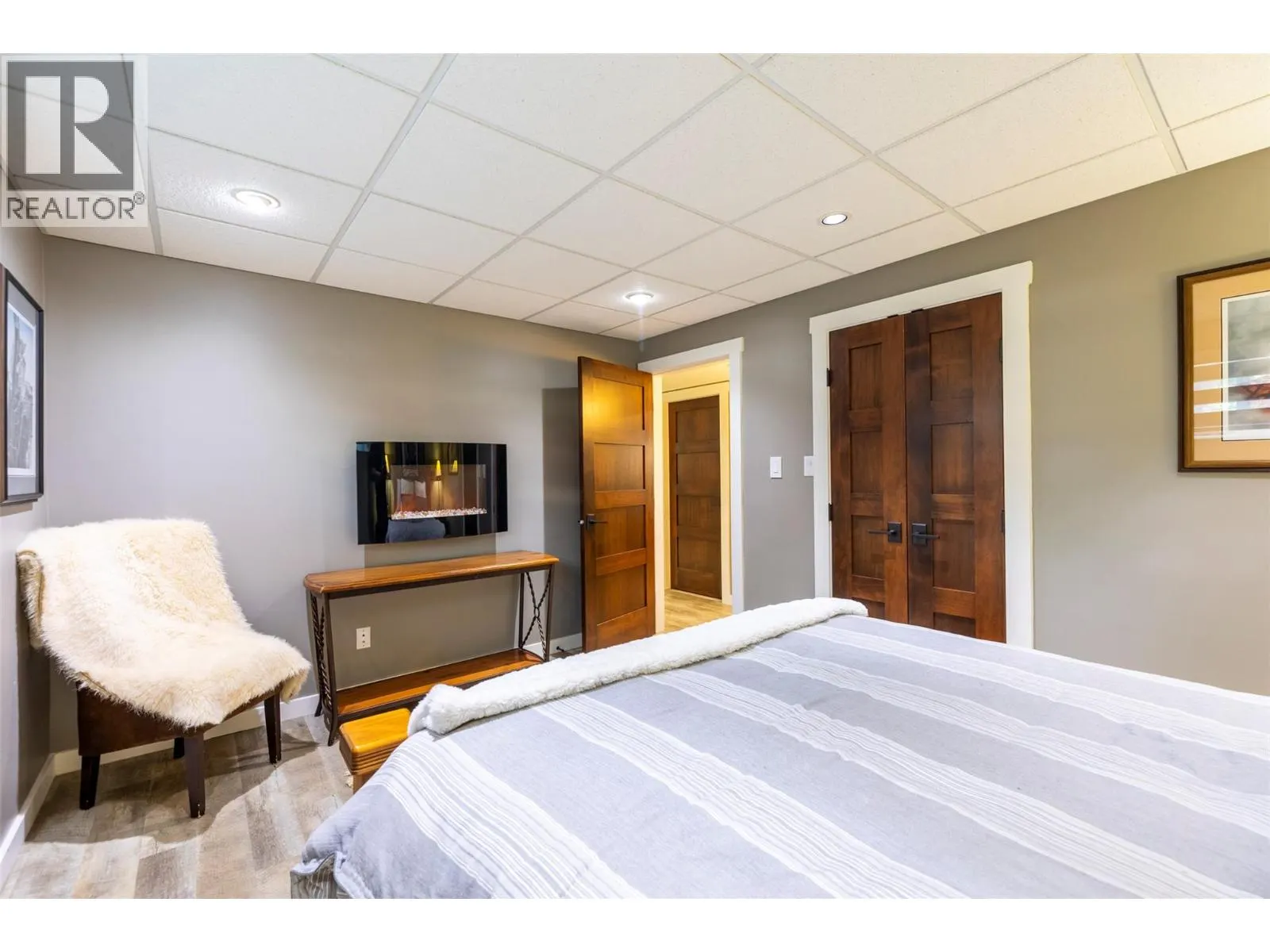 3 Elkview Crescent