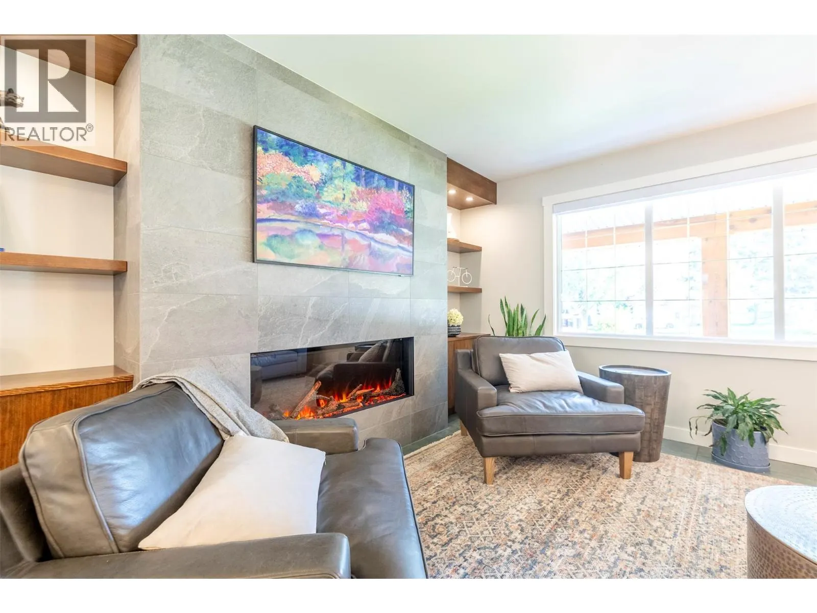 3 Elkview Crescent