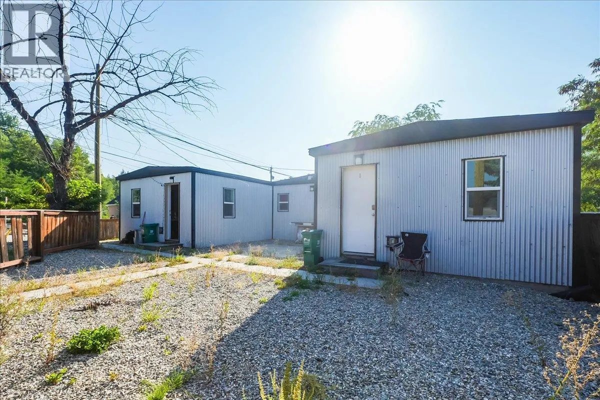 1406 FOURTH Avenue