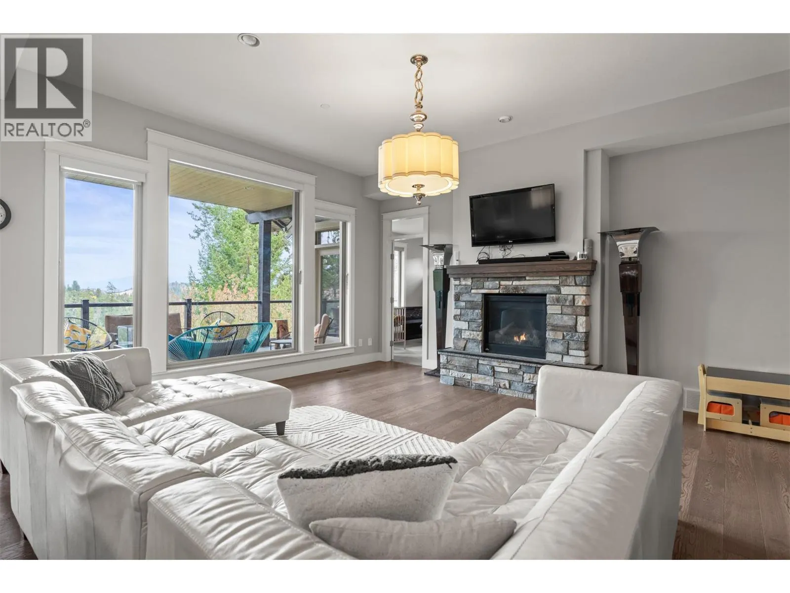 246 DORMIE PLACE Place