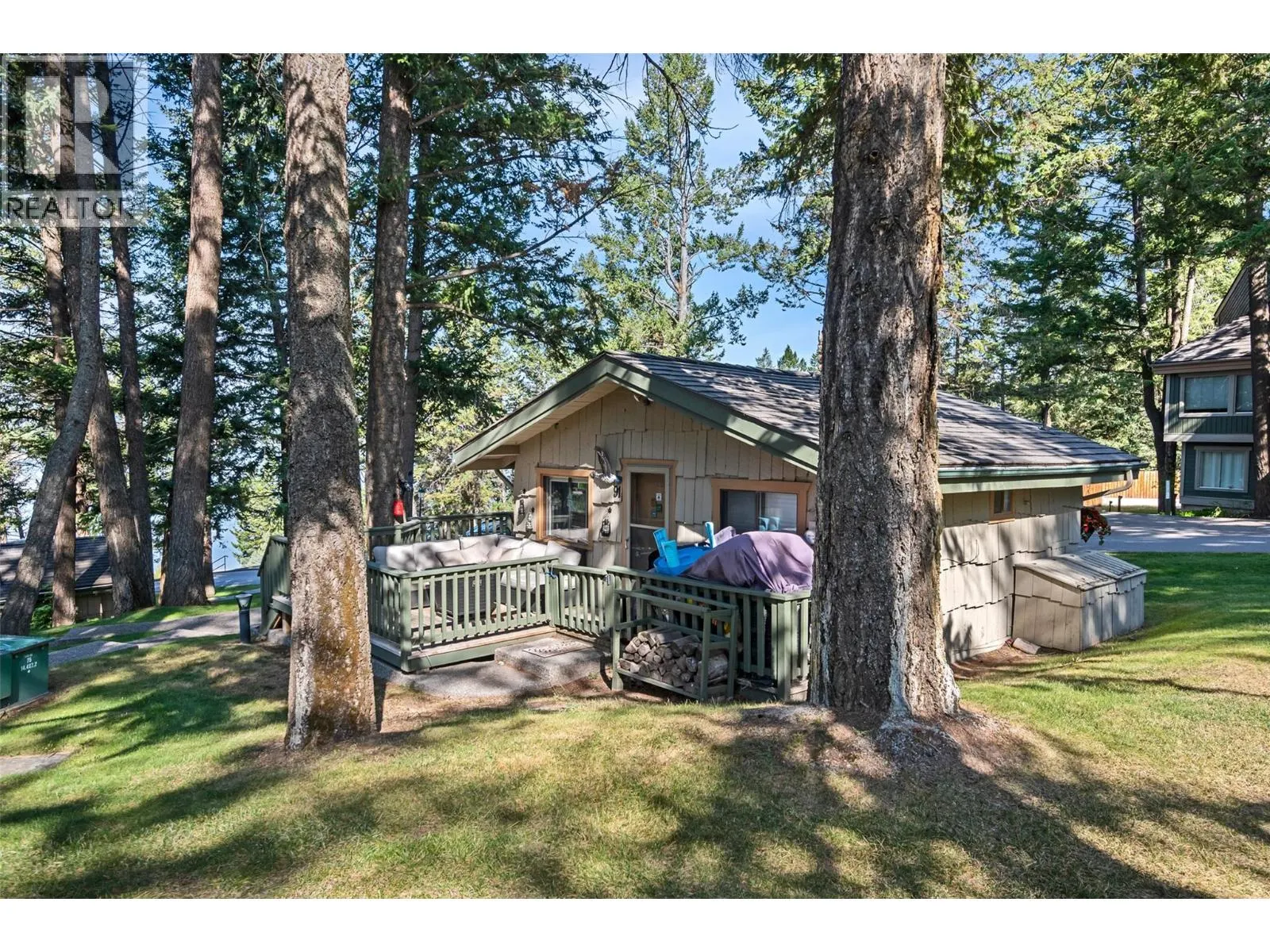 1492 Akiskinook Road Unit# 91