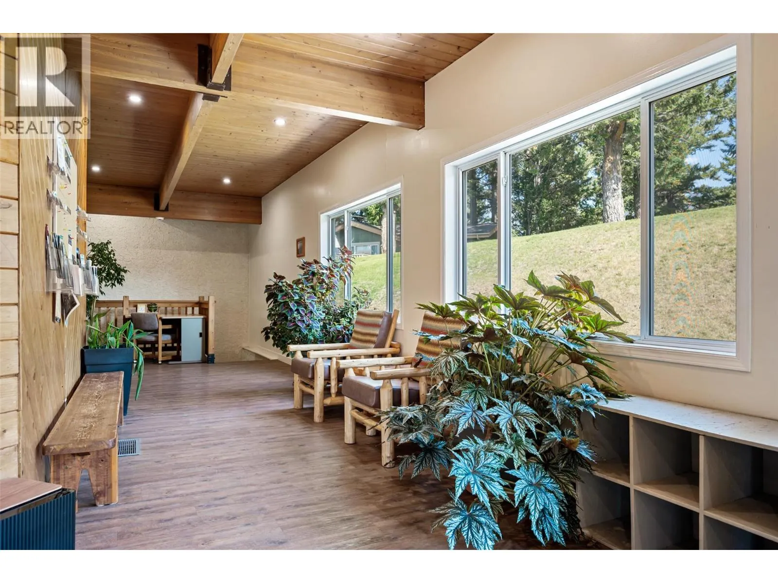 1492 Akiskinook Road Unit# 91