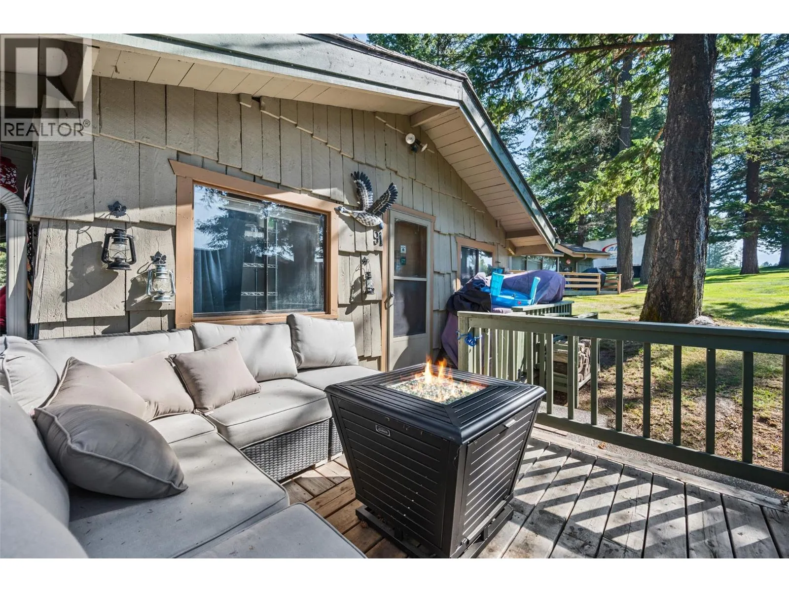 1492 Akiskinook Road Unit# 91