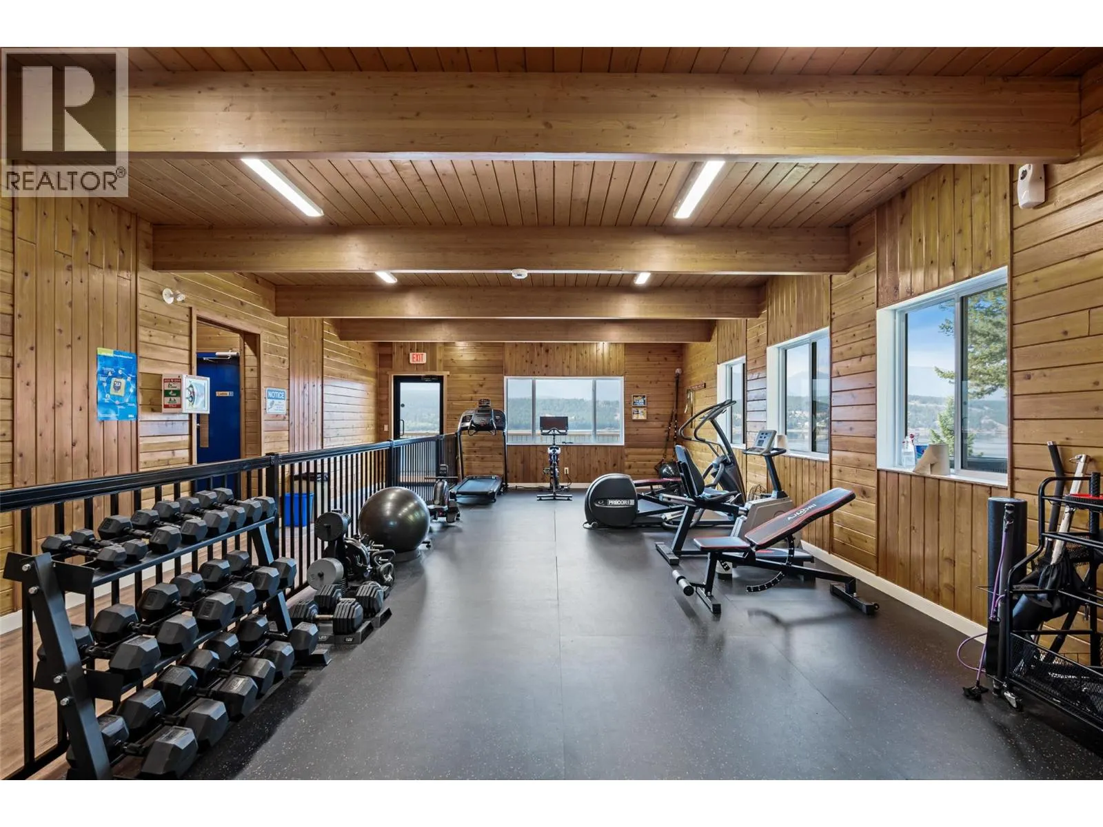 1492 Akiskinook Road Unit# 91