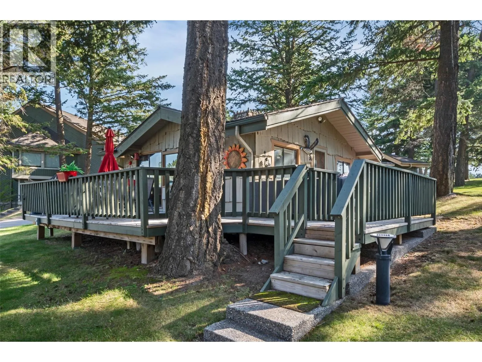 1492 Akiskinook Road Unit# 91