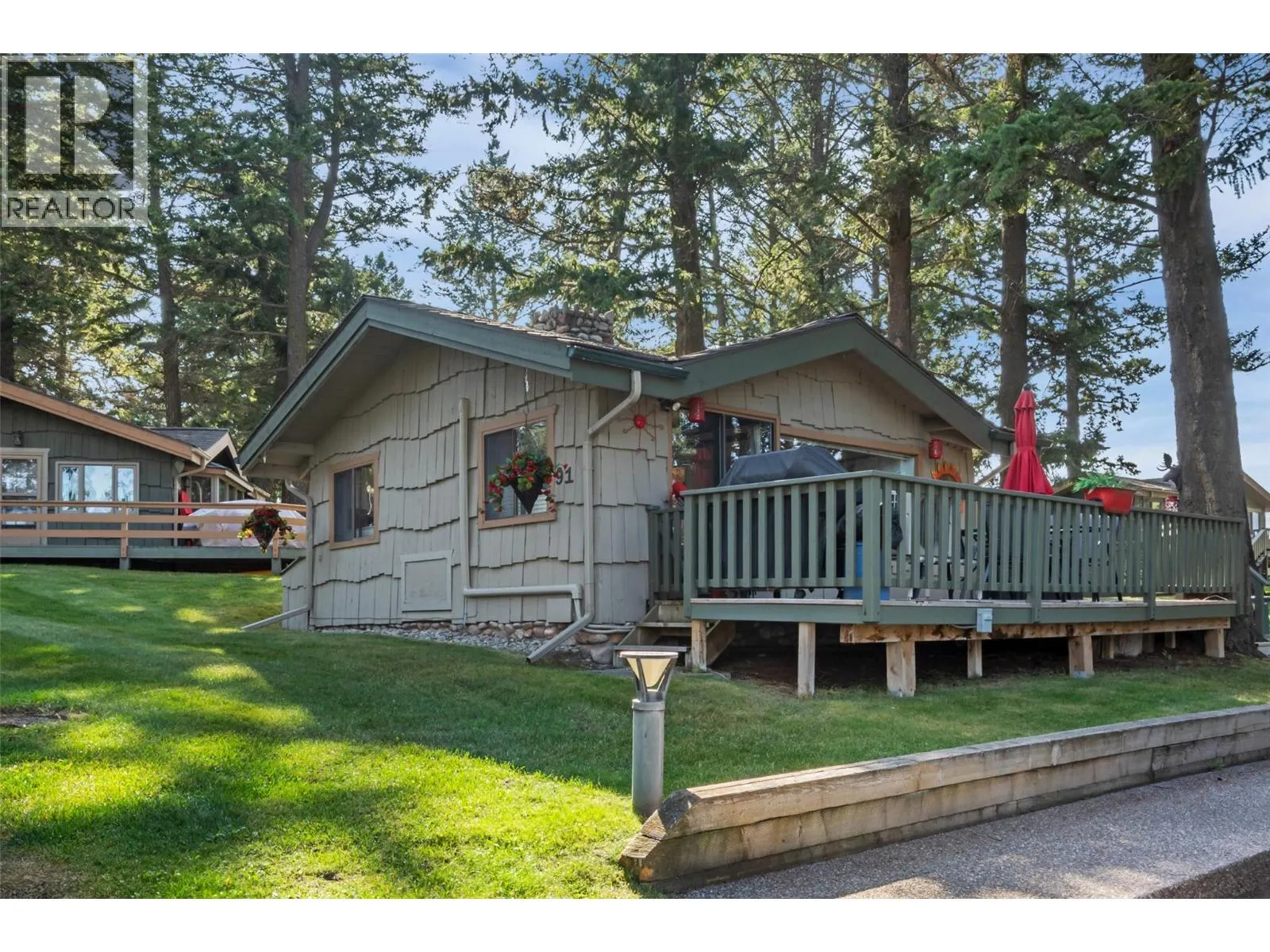 1492 Akiskinook Road Unit# 91
