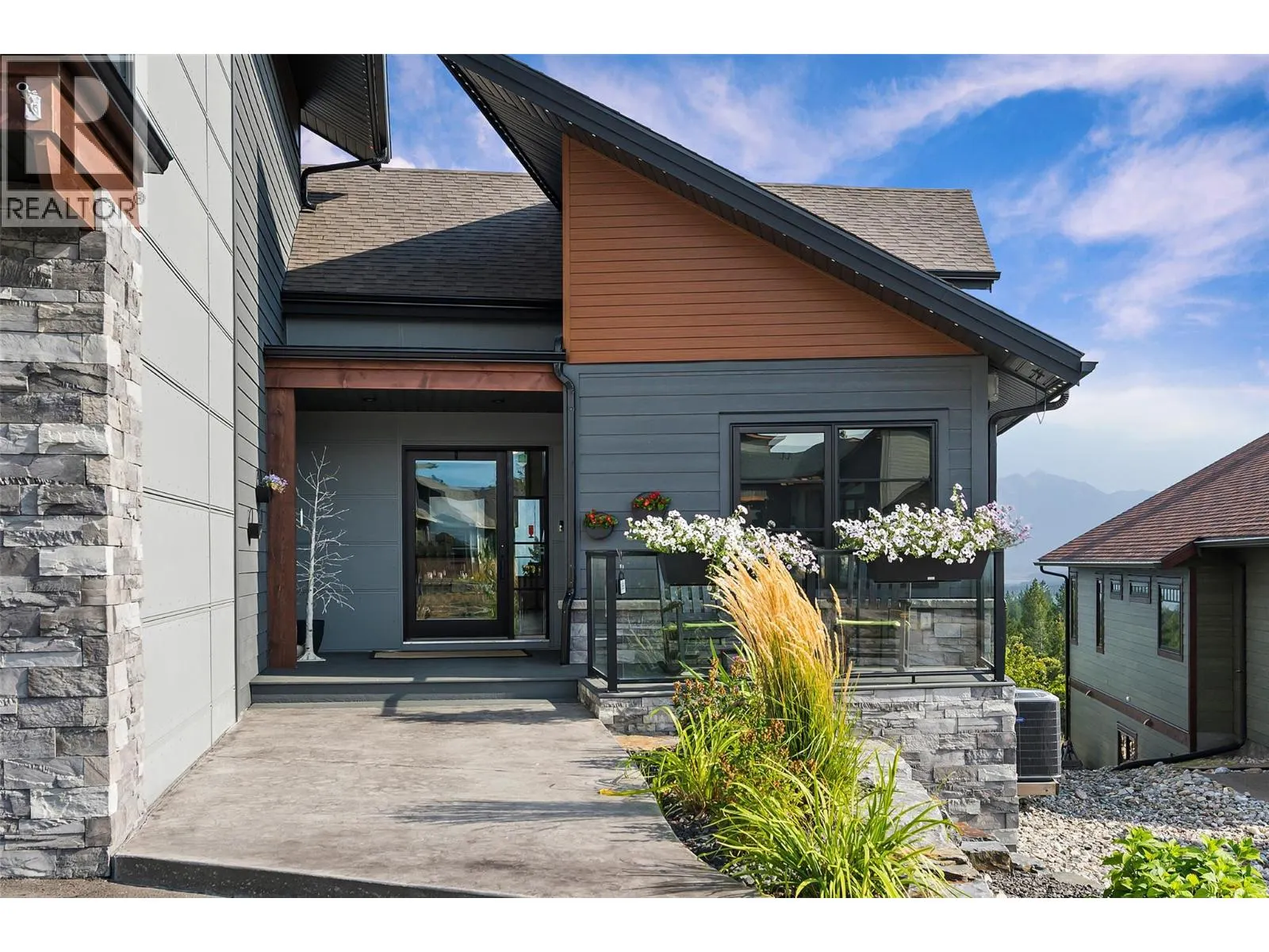 2615 Lakeview Rise