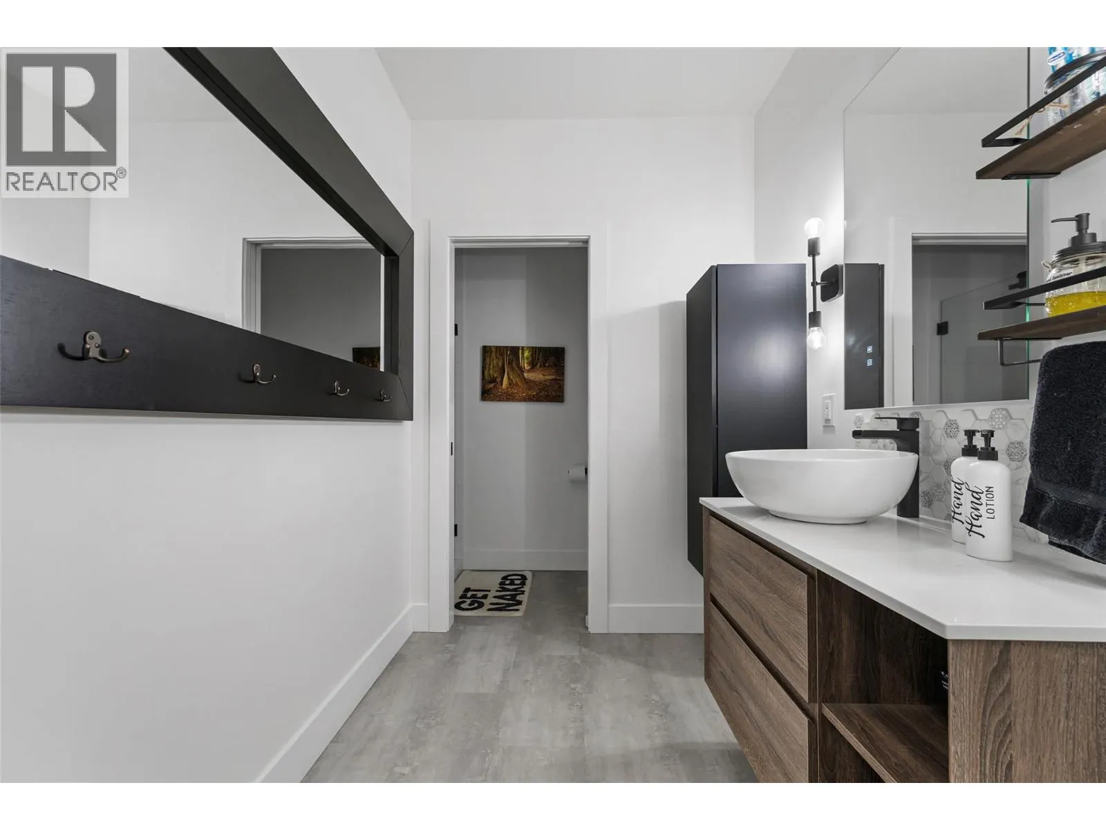 2615 Lakeview Rise