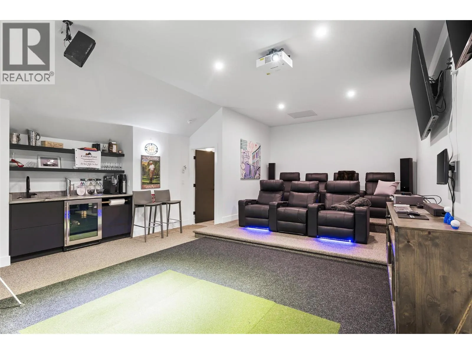 2615 Lakeview Rise