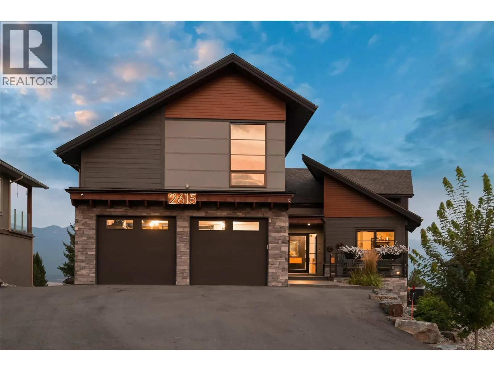 2615 Lakeview Rise