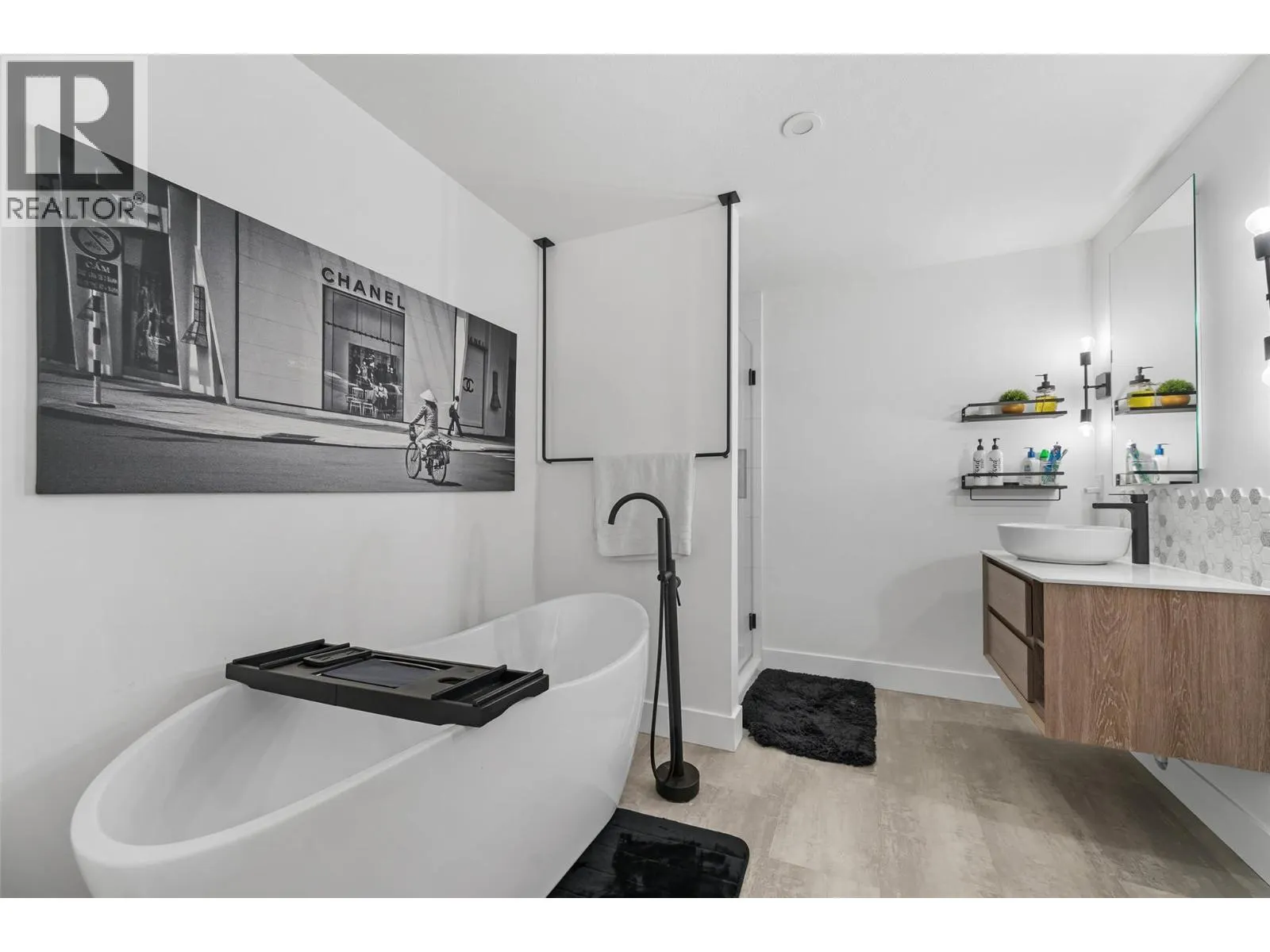 2615 Lakeview Rise