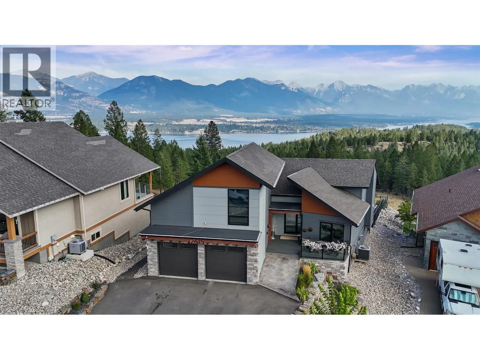 2615 Lakeview Rise