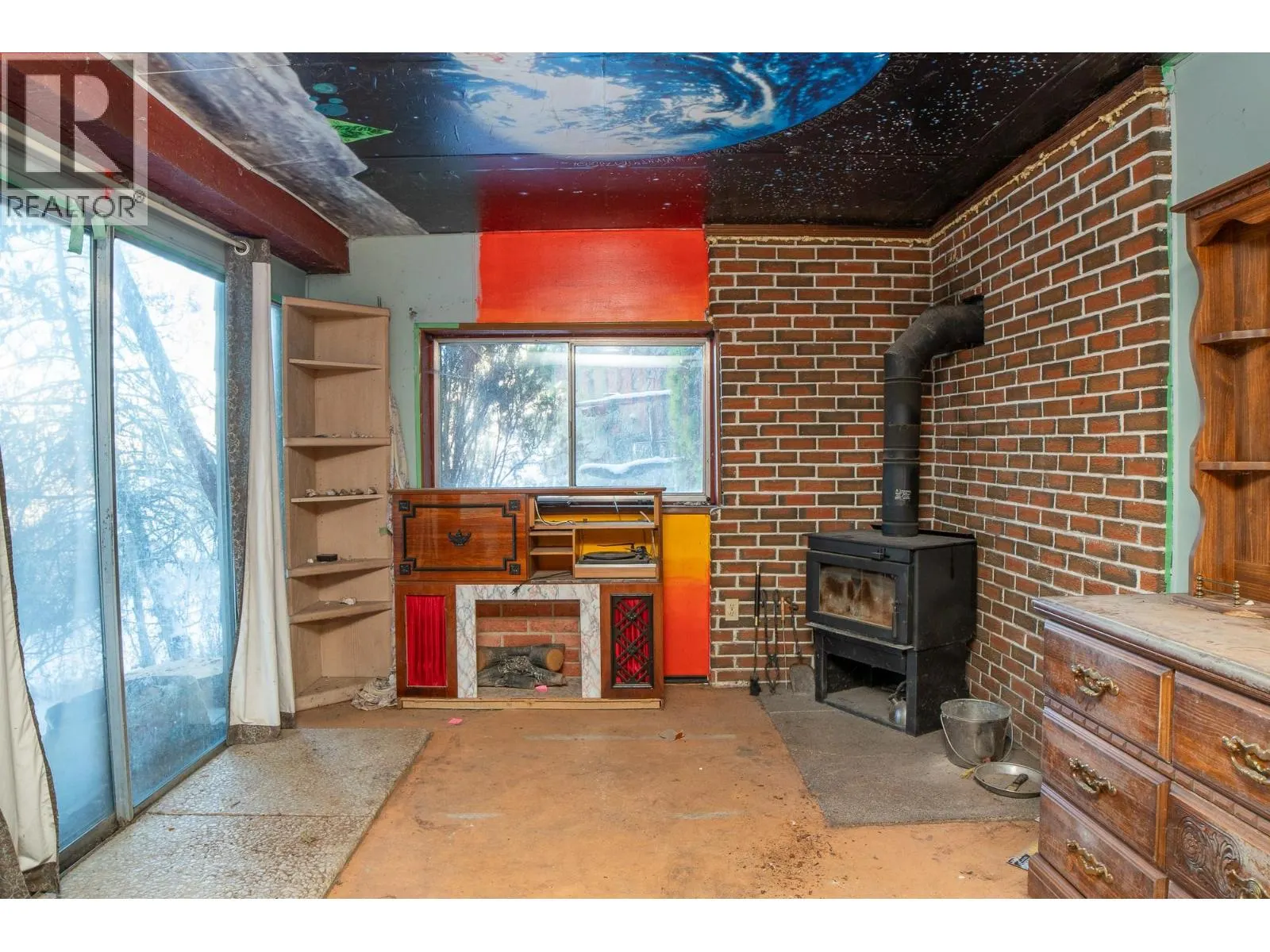 9308 MAIN Street