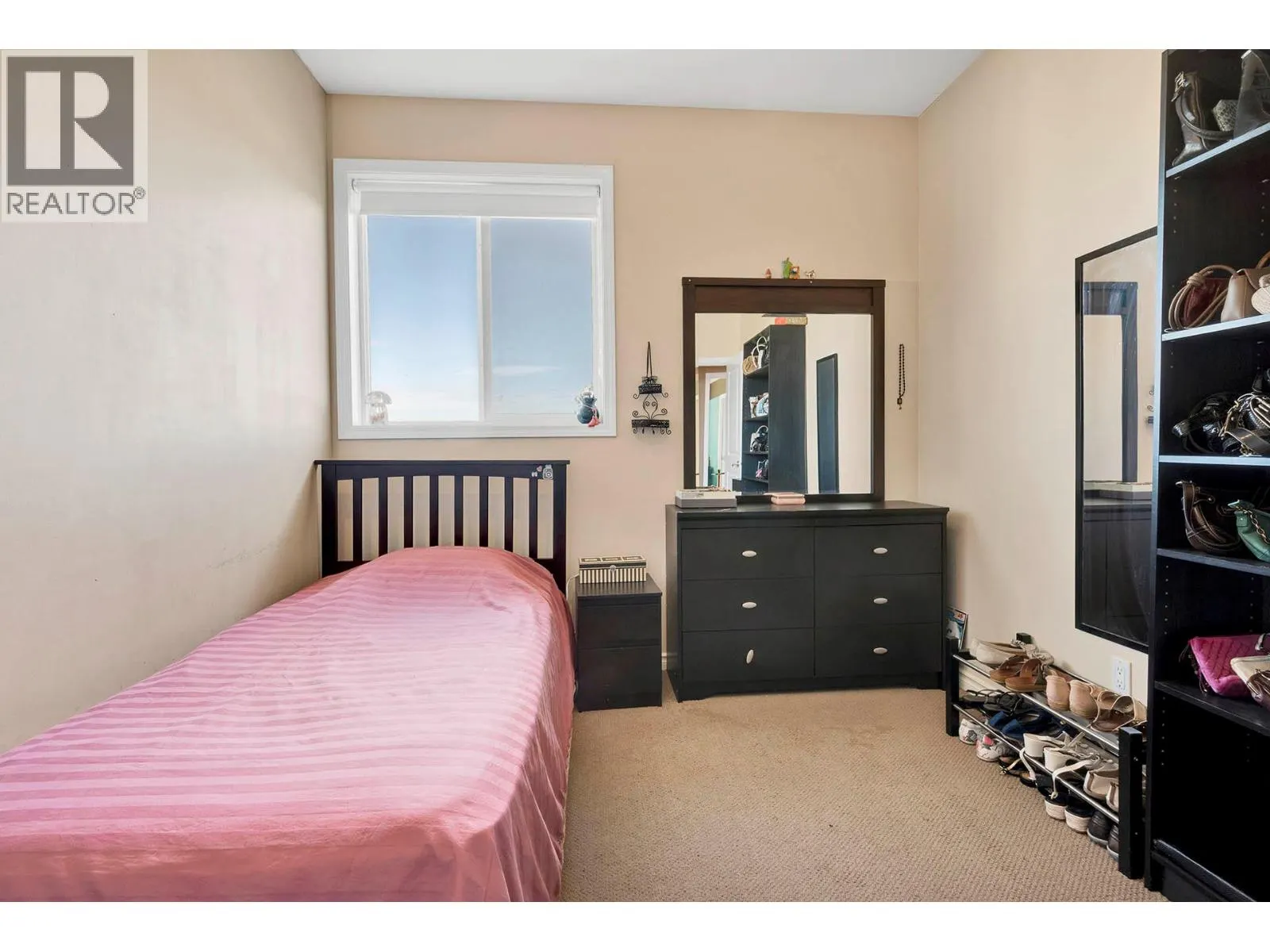 2575 BENTALL Drive