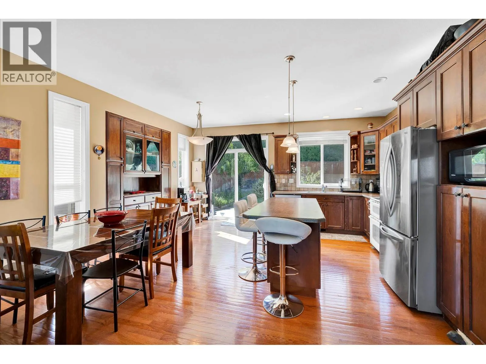 2575 BENTALL Drive