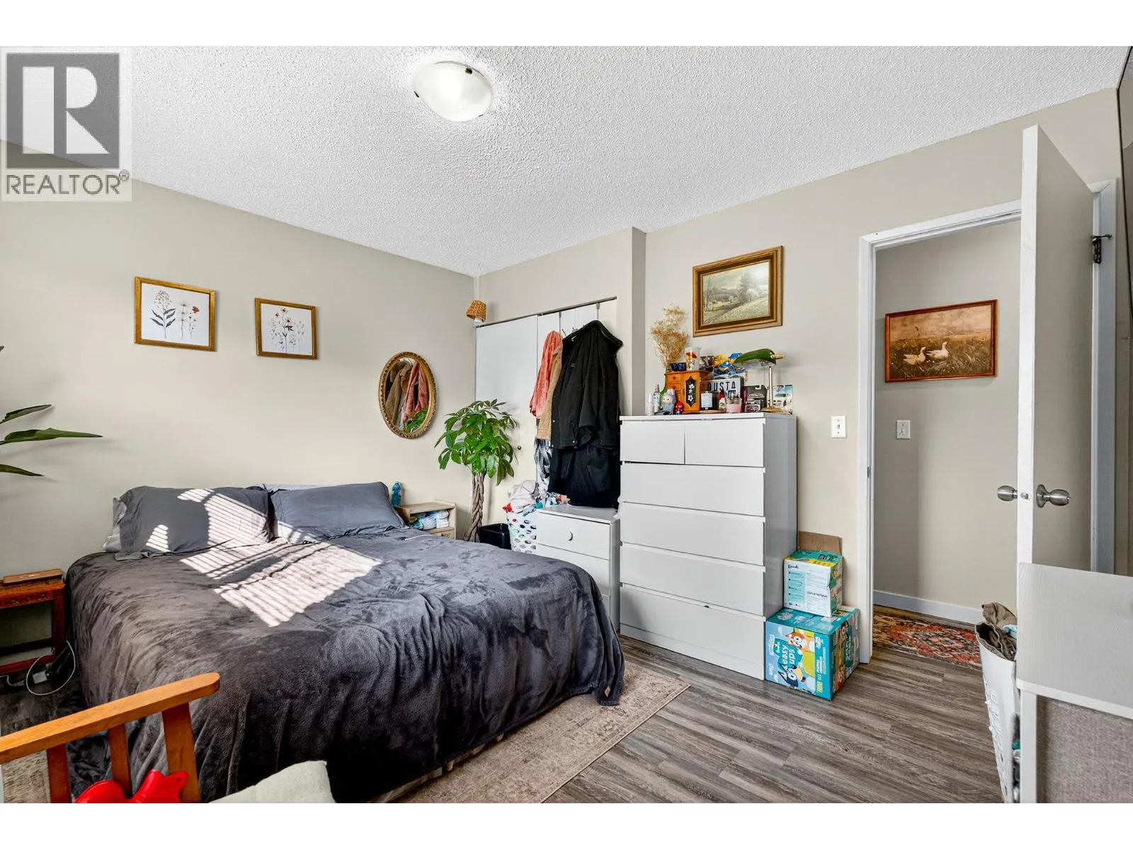 3656 Dunbarton Road
