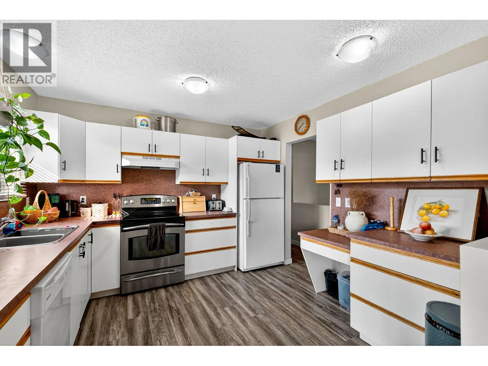 3656 Dunbarton Road