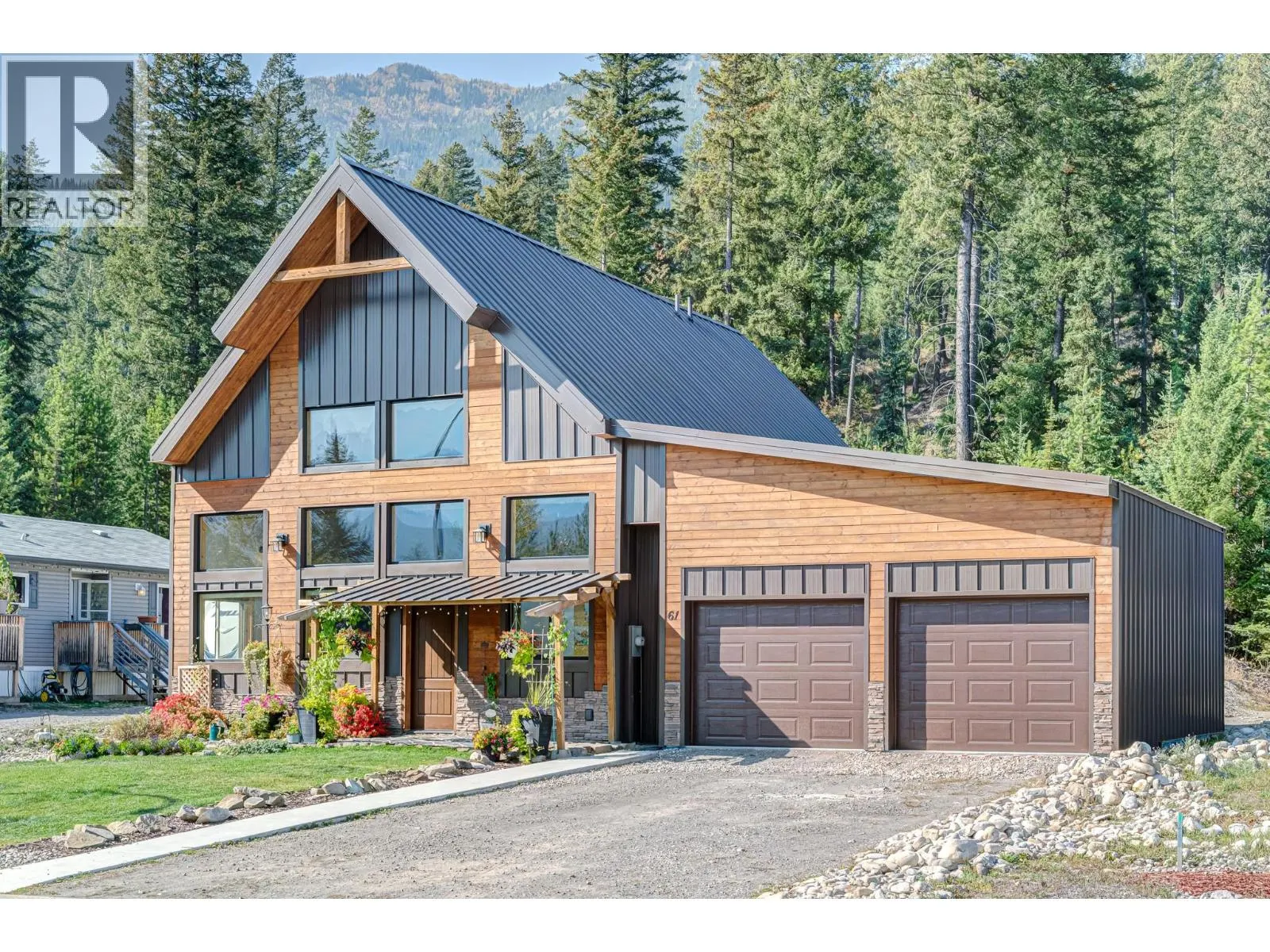61 DEERBORNE Drive