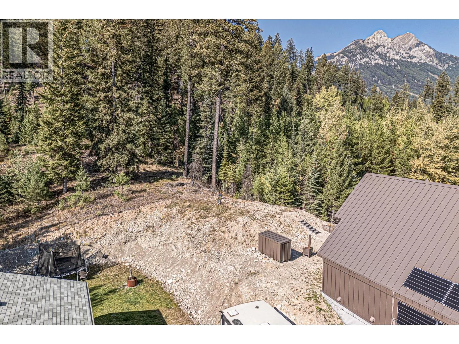 61 DEERBORNE Drive