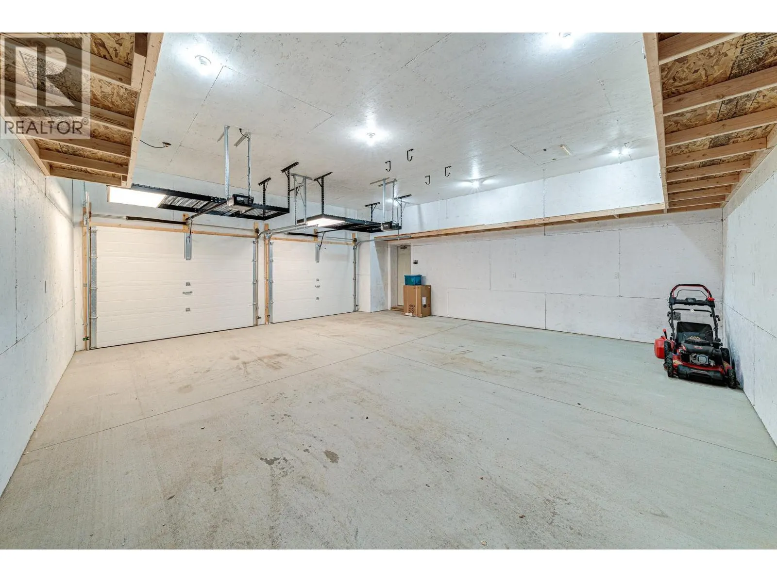 61 DEERBORNE Drive