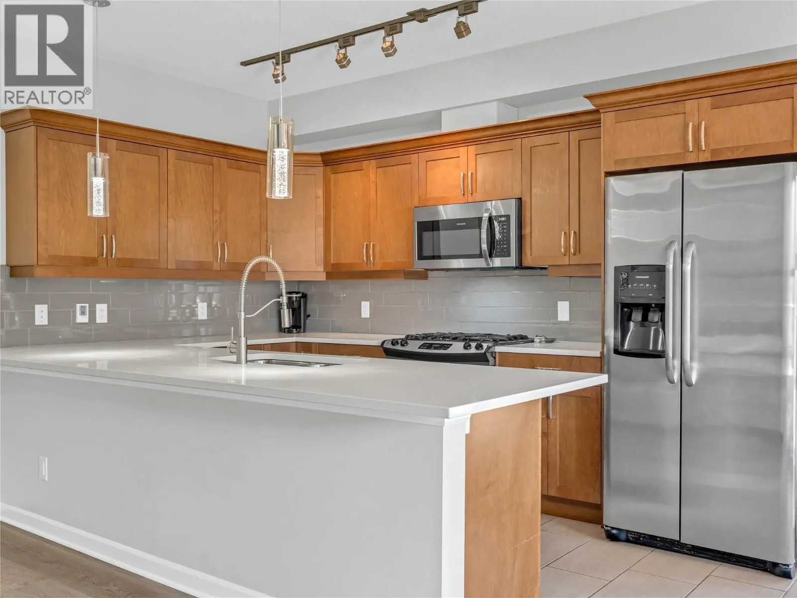 3589 SKAHA LAKE Road Unit# 303