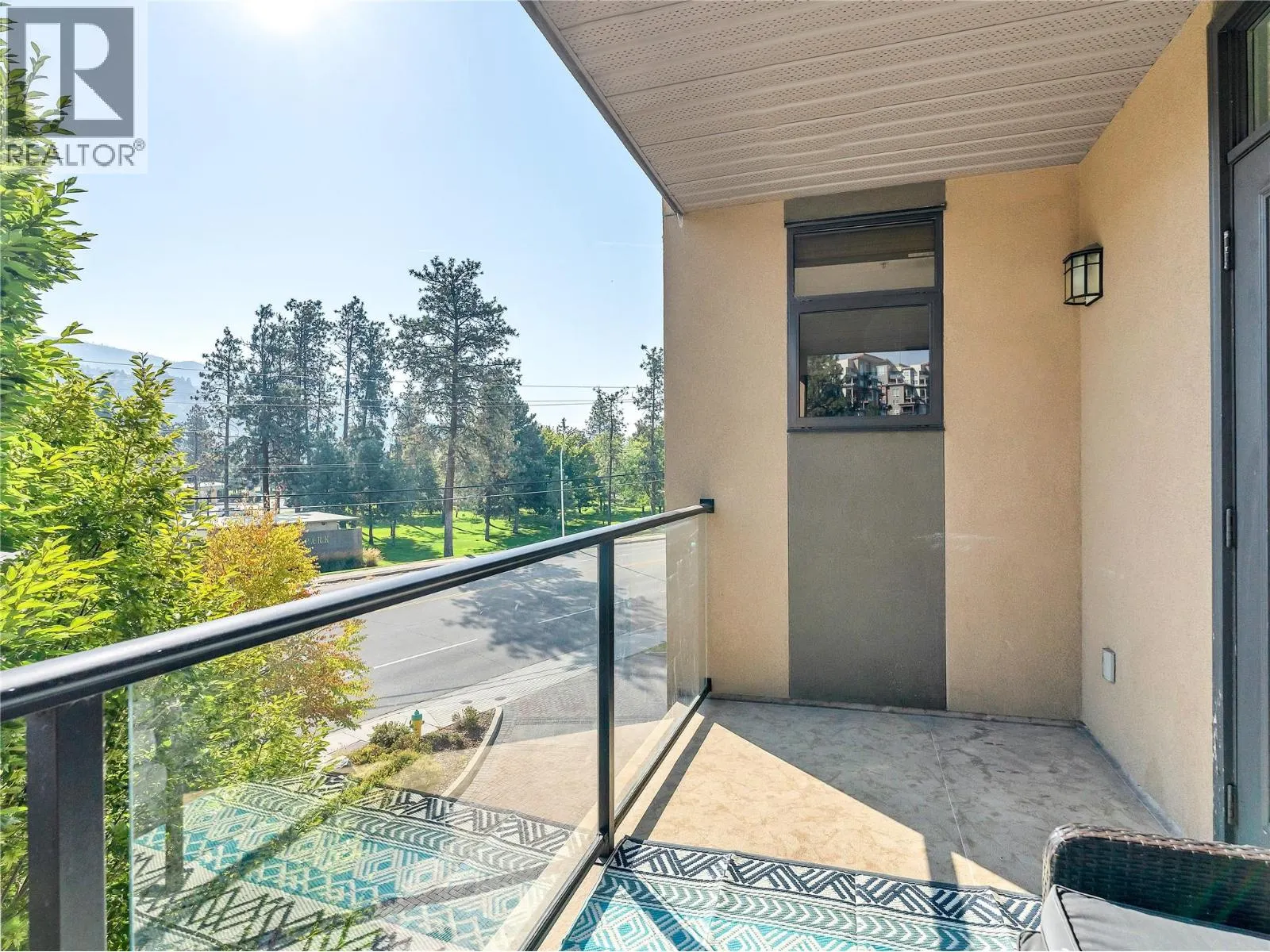 3589 SKAHA LAKE Road Unit# 303