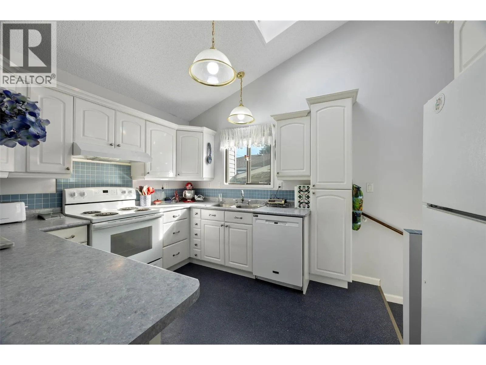 2341 Tranquille Road
