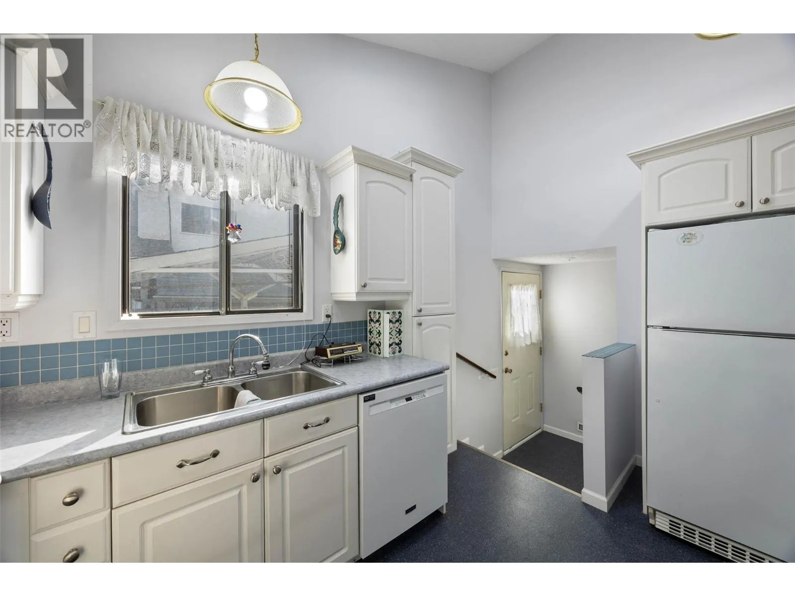 2341 Tranquille Road