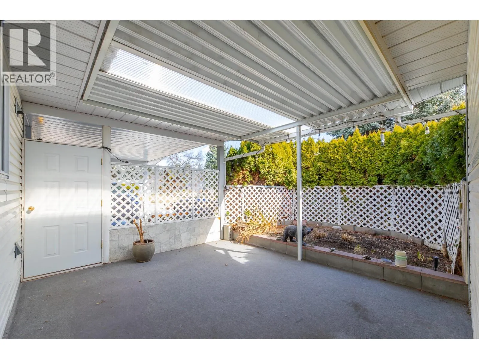 17017 SNOW Avenue Unit# 12