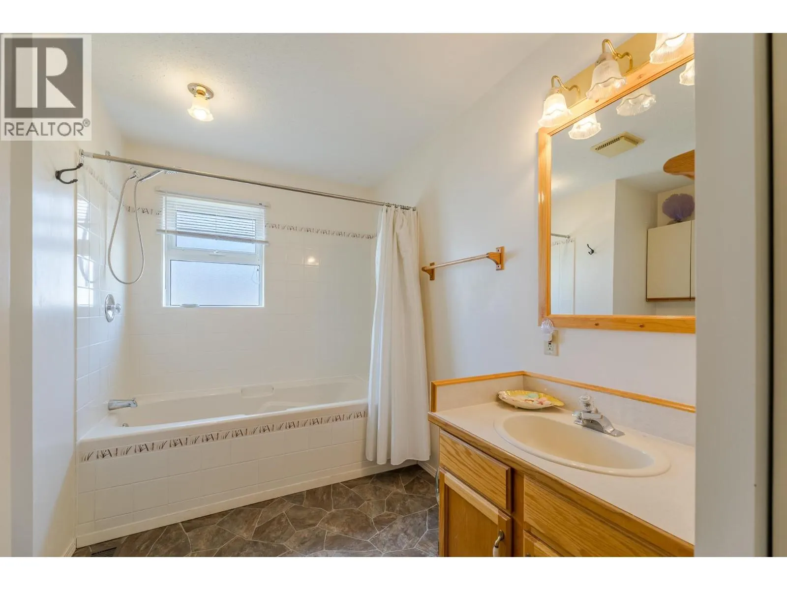 17017 SNOW Avenue Unit# 12