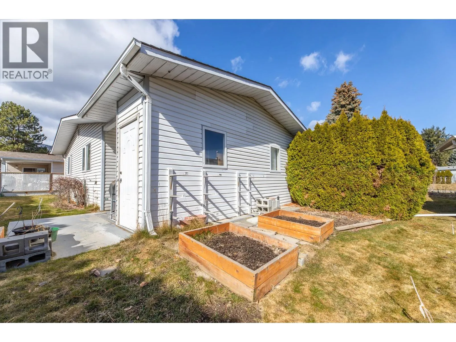 17017 SNOW Avenue Unit# 12