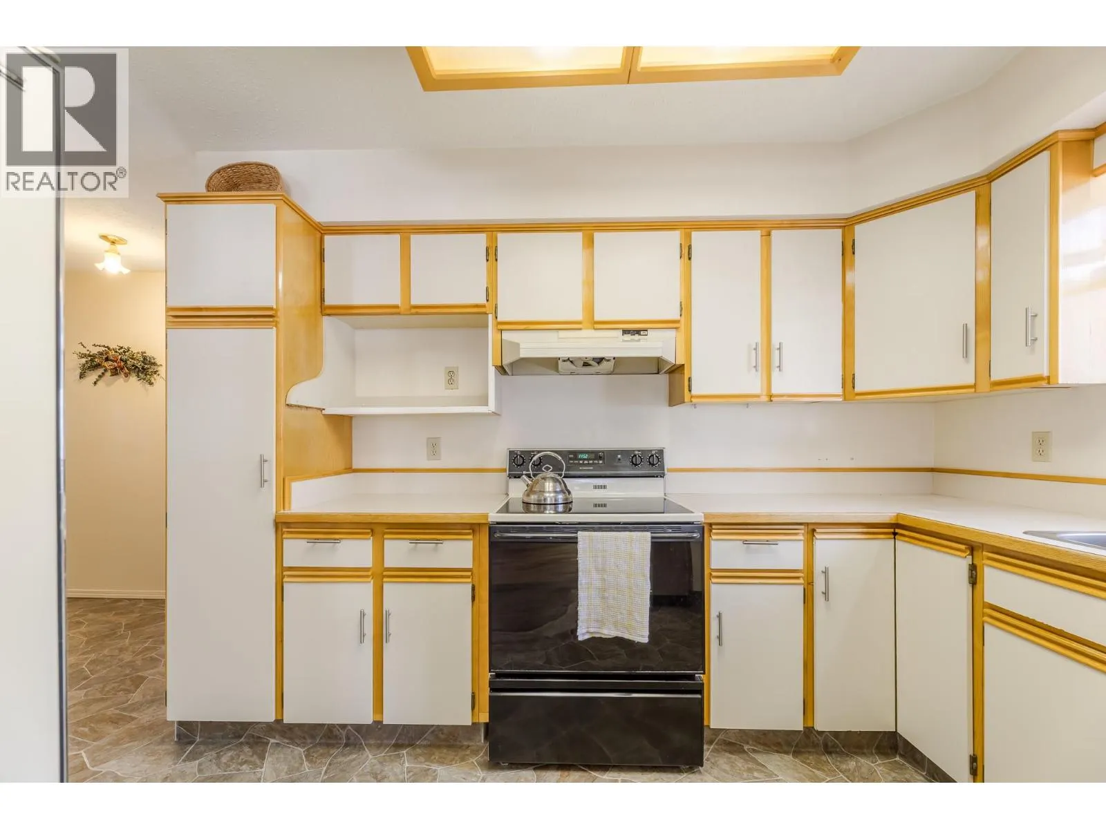 17017 SNOW Avenue Unit# 12