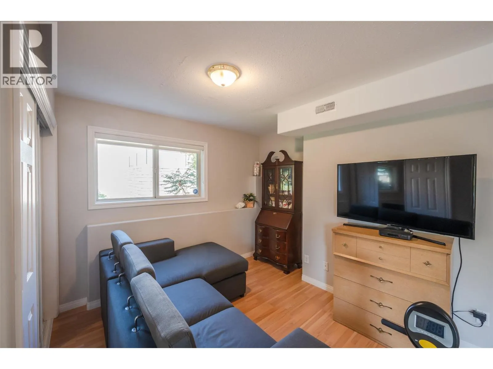 3604 LOBELIA Drive