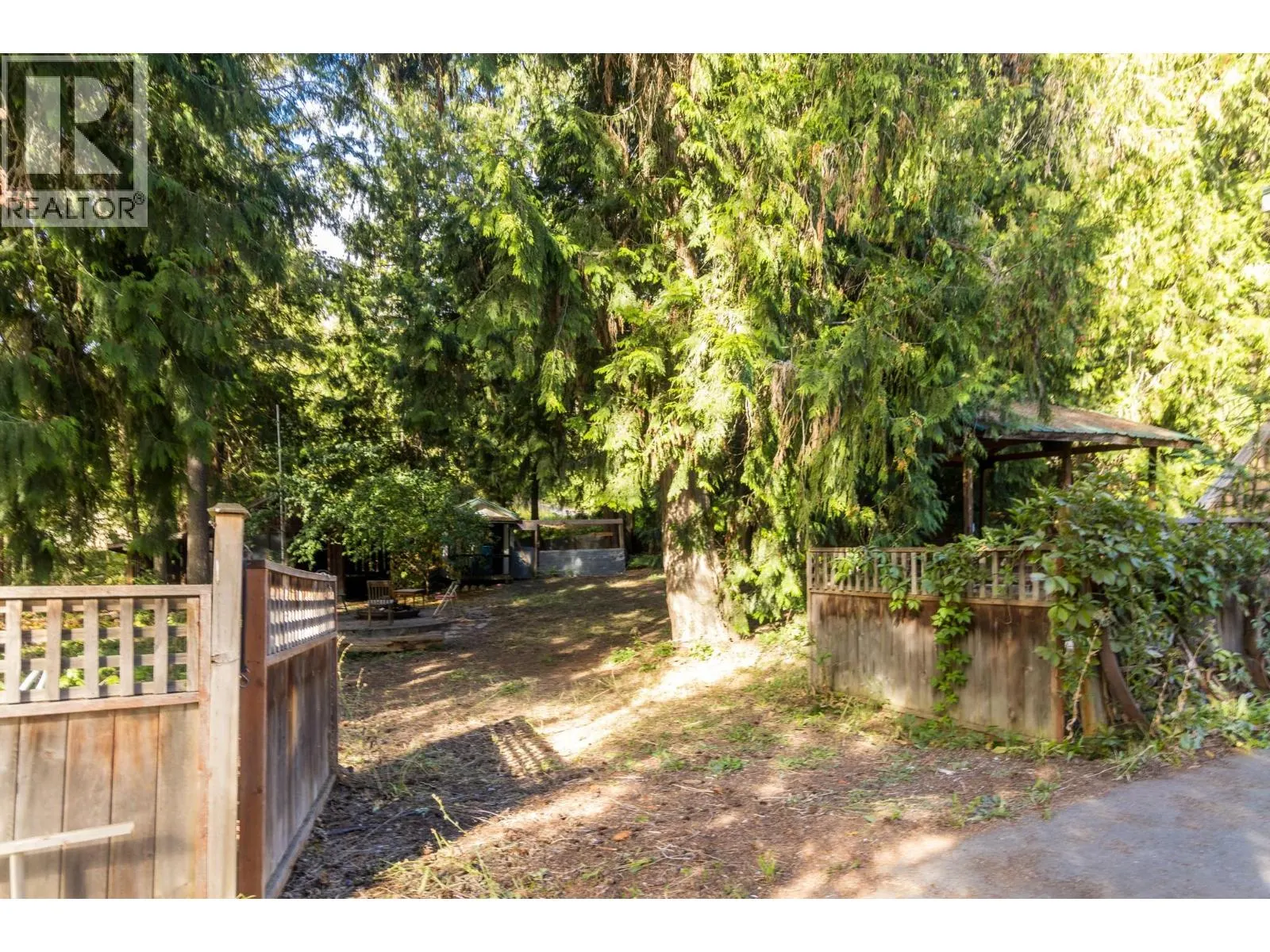 5246 Mayfair Road SE