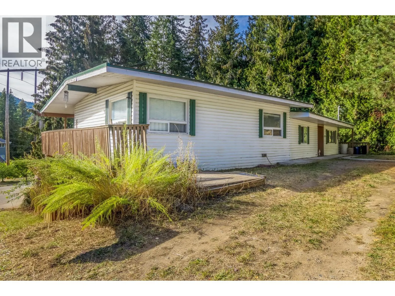 5246 Mayfair Road SE