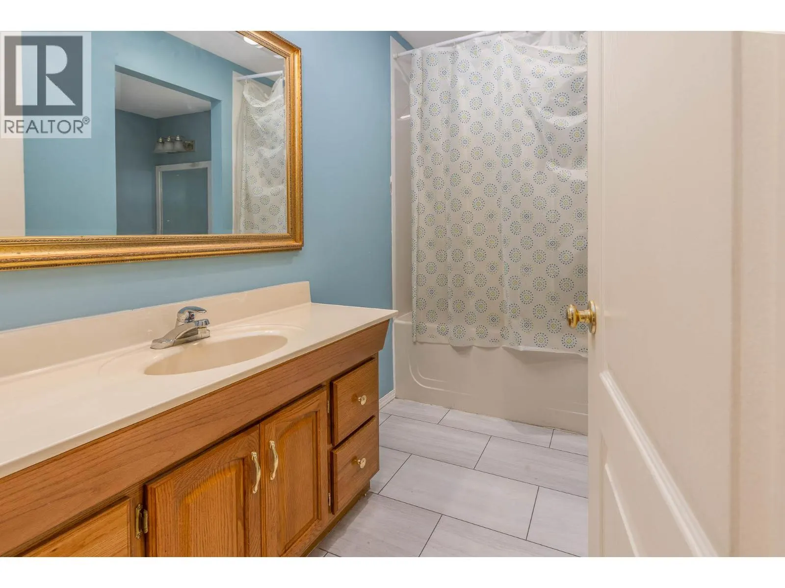 3695 Malakwa Loop Road