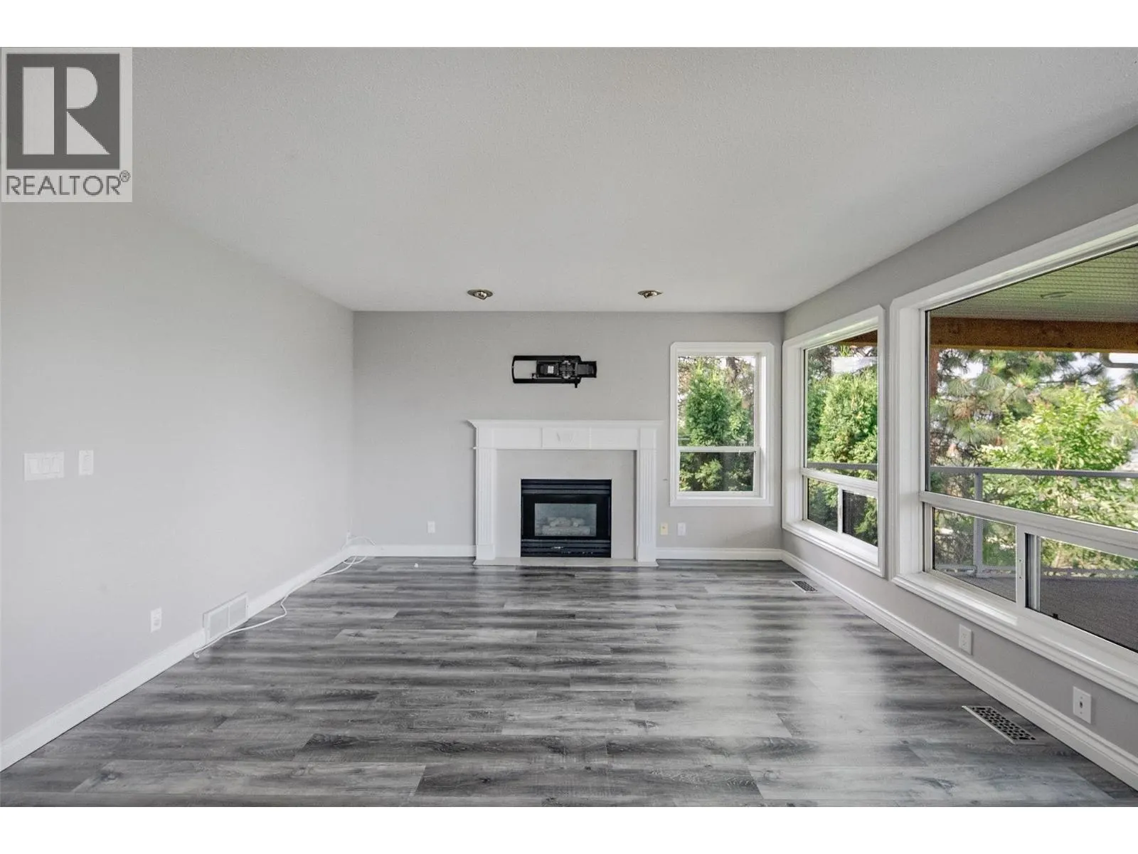 1180 Ray Road