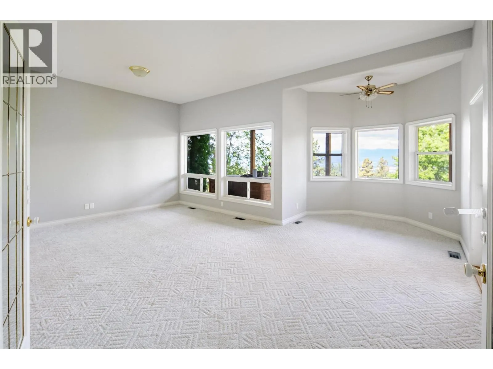 1180 Ray Road