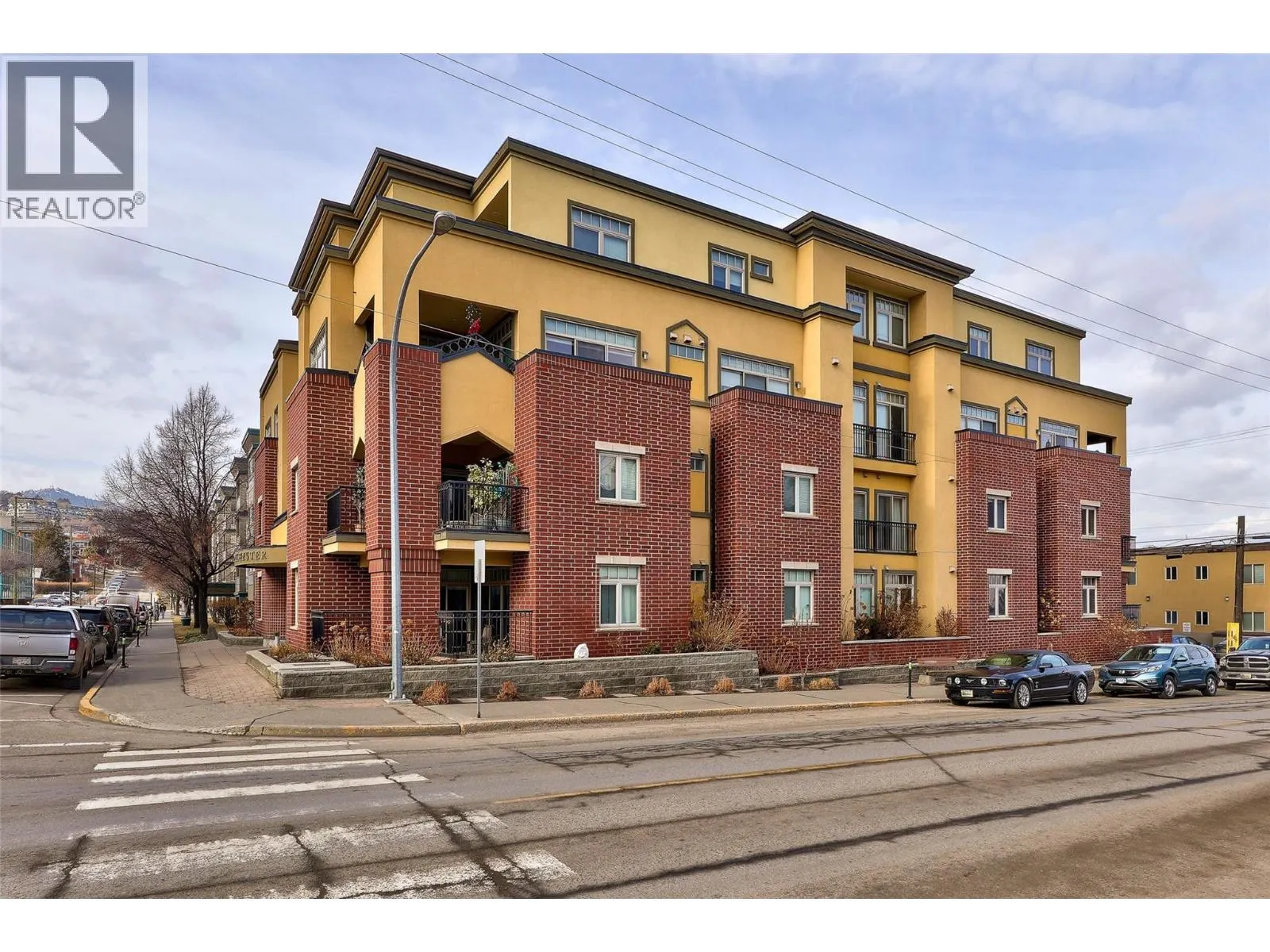 370 Battle Street Unit# 202