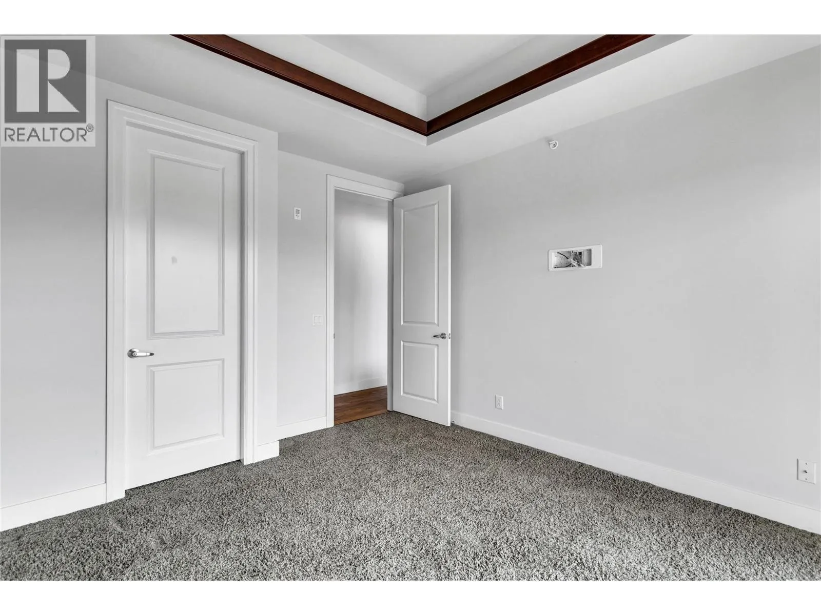 580 Sarsons Road Unit# 407