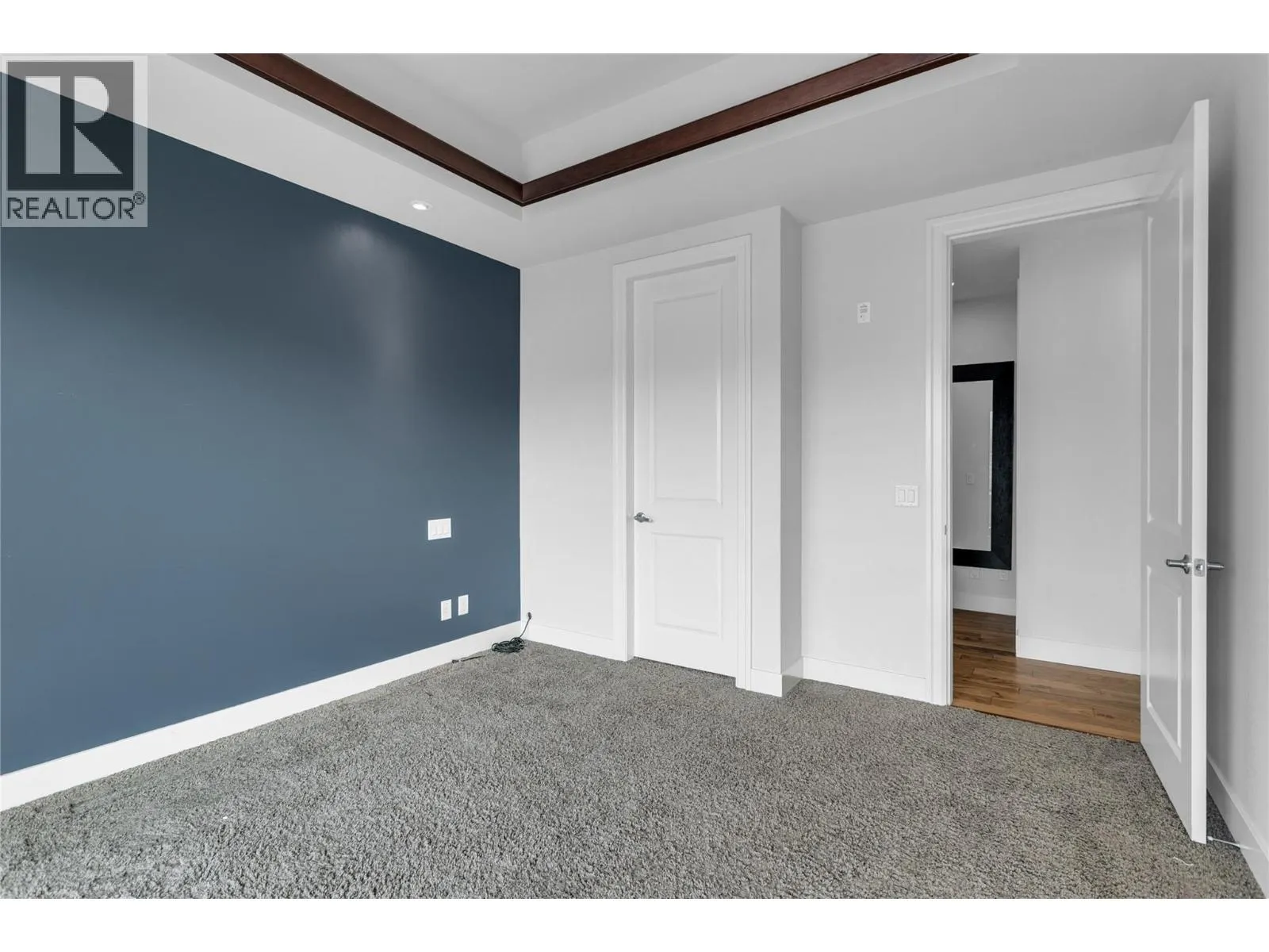 580 Sarsons Road Unit# 407